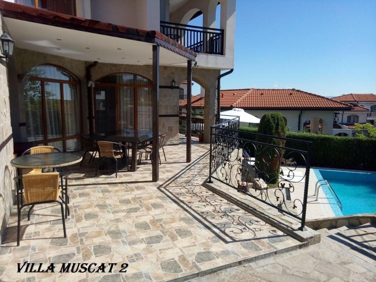 Къща За Гости Мускат 2 Aheloy Extérieur photo