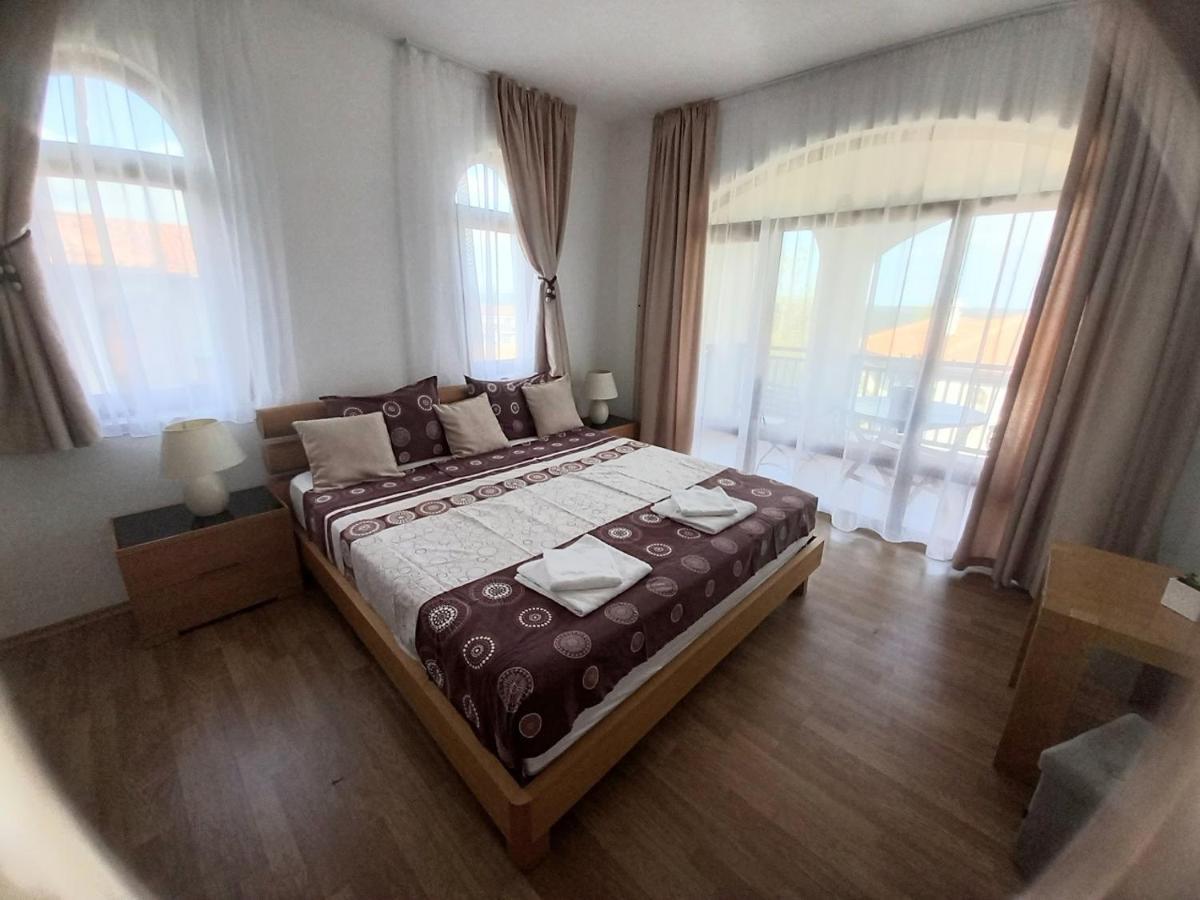 Къща За Гости Мускат 2 Aheloy Extérieur photo