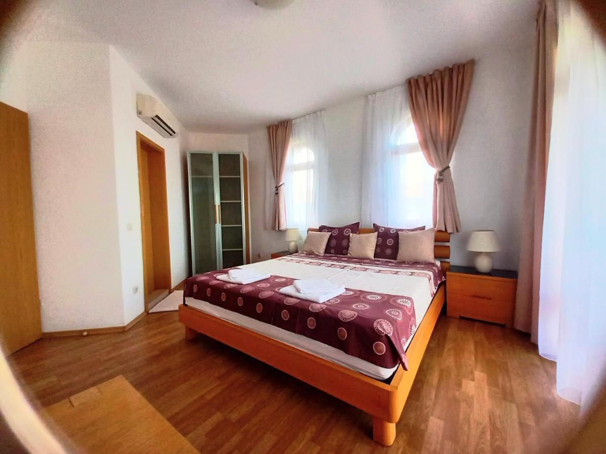 Къща За Гости Мускат 2 Aheloy Extérieur photo