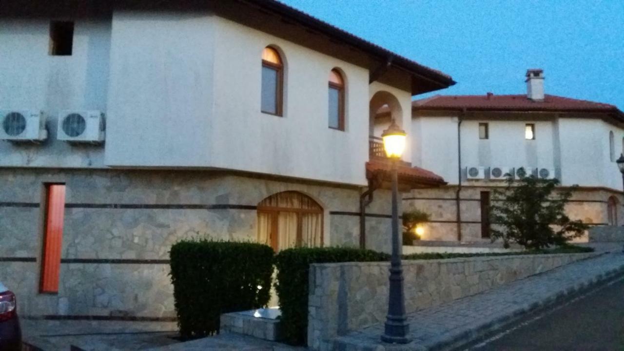 Къща За Гости Мускат 2 Aheloy Extérieur photo