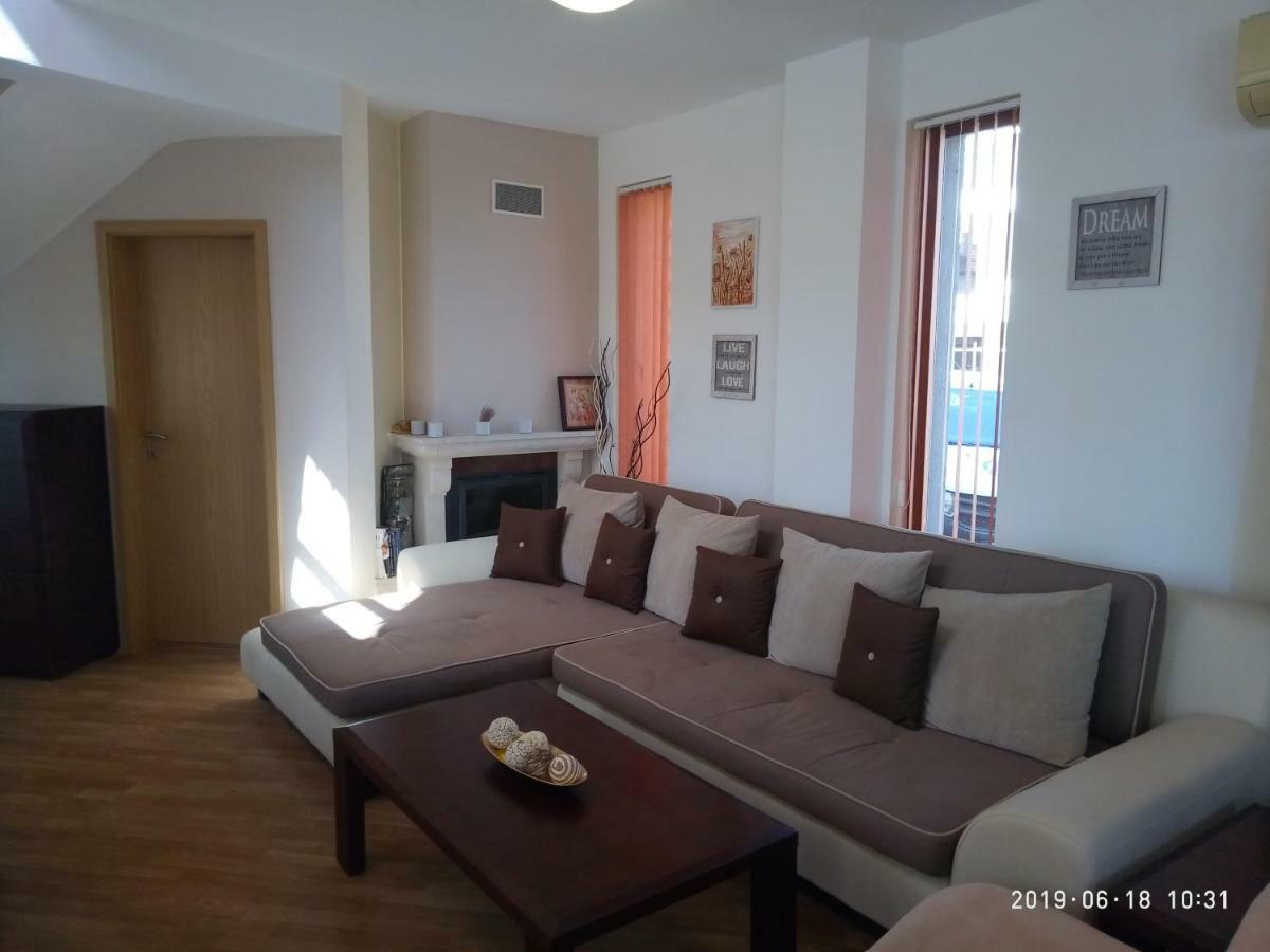 Къща За Гости Мускат 2 Aheloy Extérieur photo